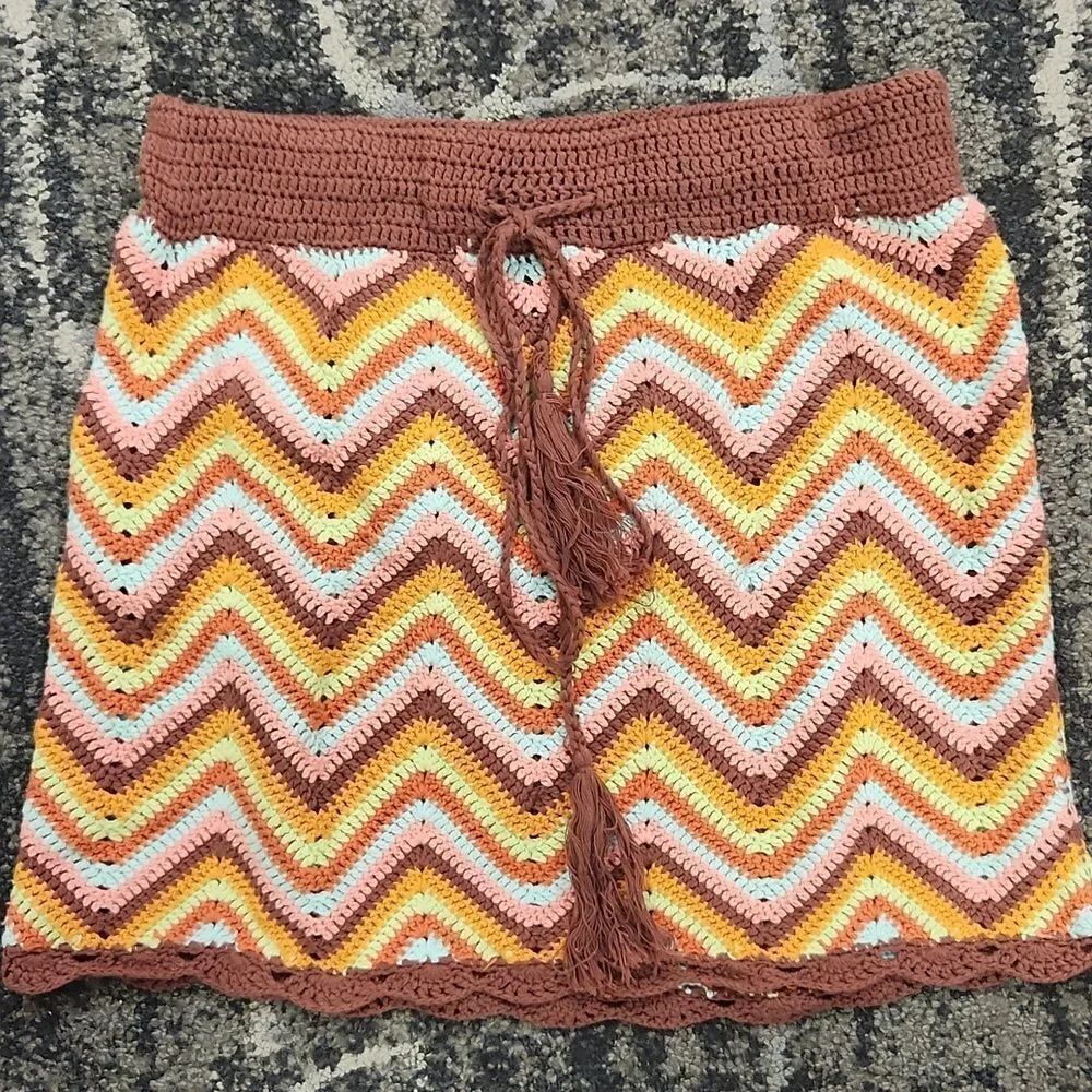 Forever 21 Chevron Crochet Skirt XS